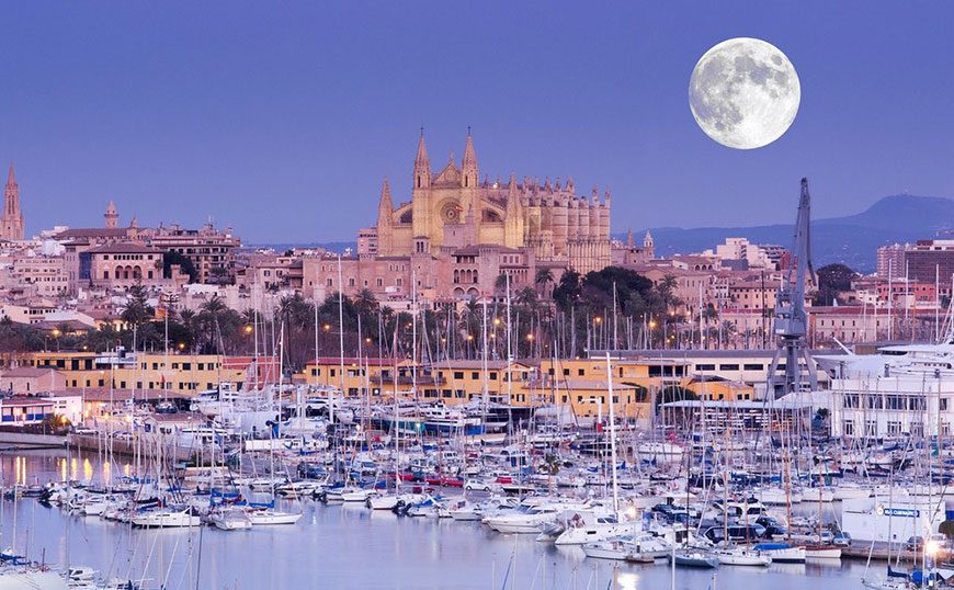 Palma will be the first city to ban the holiday rentals in flats